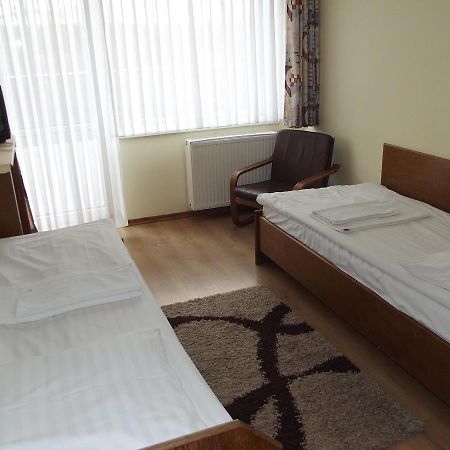 Hôtel Osrodek Edukacji Ekologicznej Wilga à Górzno Extérieur photo